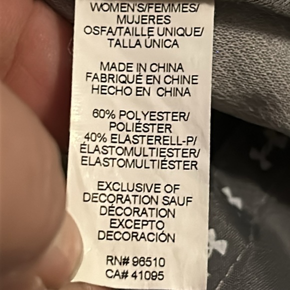 NWOT Under Armour cap - Picture 5 of 6